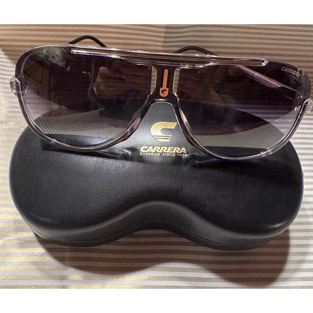 Carrera Mens Italian Pilot Sunglasses (1059/S) in Gold and Black New with Case